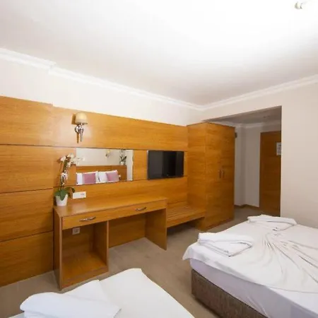 Elit Life 4* Çamyuva