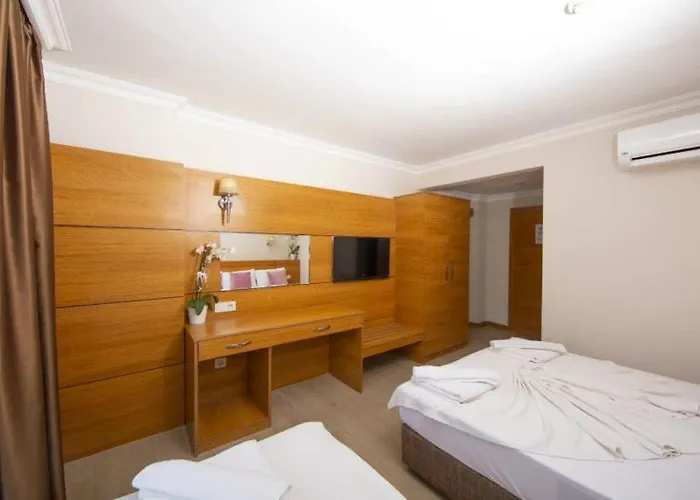 Elit Life 4* Çamyuva