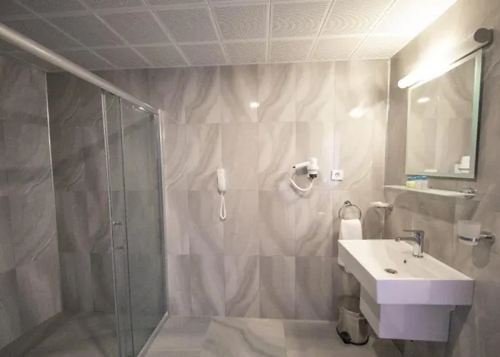 Elit Life 4* Çamyuva